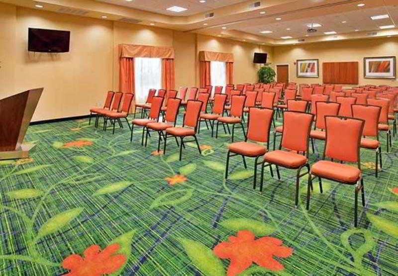 Fairfield Inn & Suites By Marriott Kearney Facilidades foto
